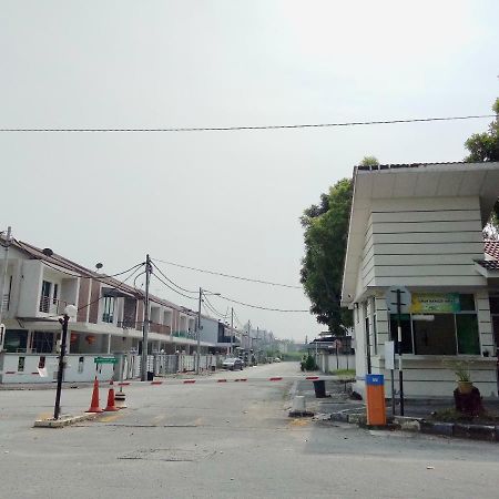 Kampar Sakura 3 Villa Bagian luar foto